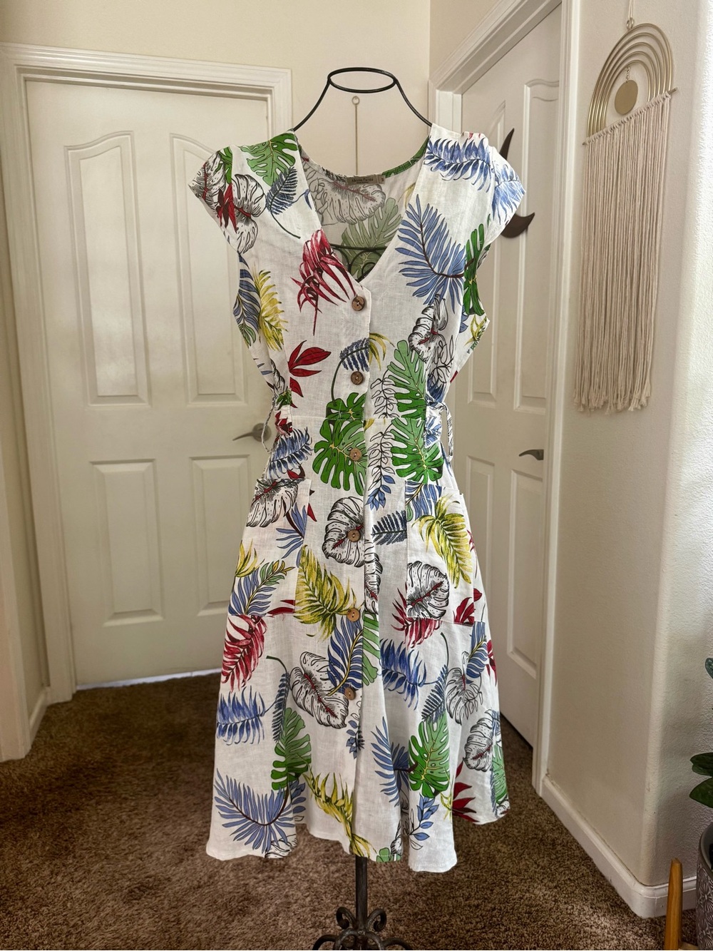 Button-Front Tropical Leaf Midi Dress in White Multicolor